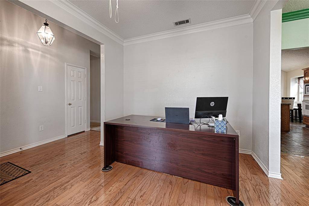 1544 Birkenhead Lane, Lancaster, TX 75134