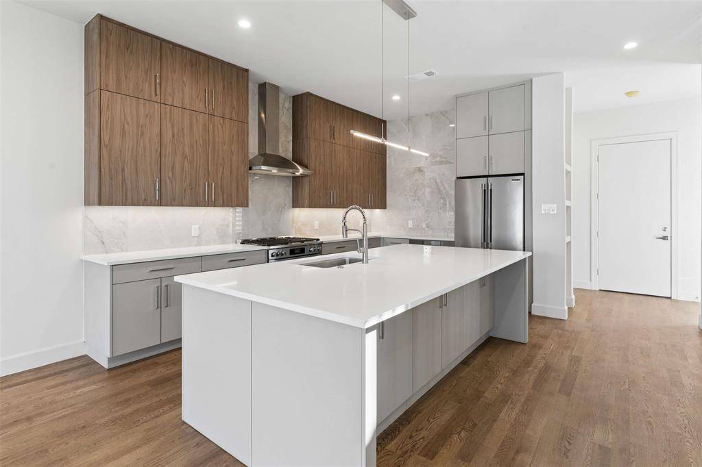 6605 Roper Street, Dallas, TX 75209