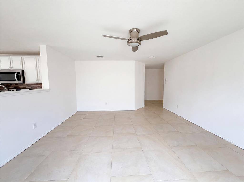 1120 Beaverwood Lane, Crowley, TX 76036