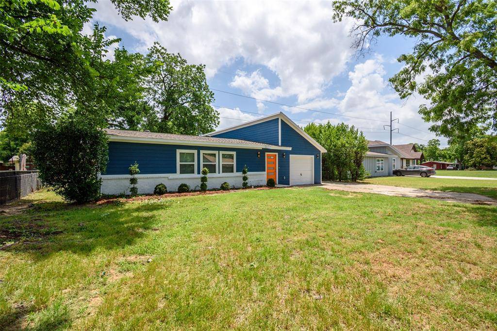 5305 Cahill Oval Street, River Oaks, TX 76114