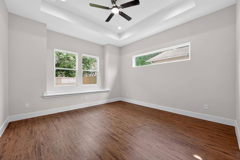 3711 Metropolitan Avenue, Dallas, TX 75210