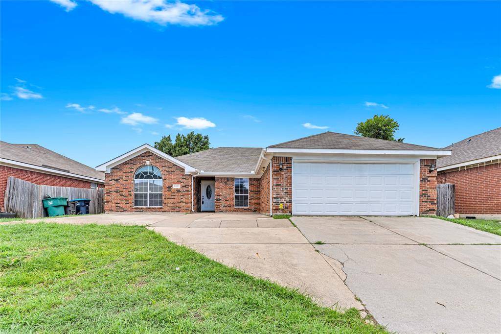 8444 Miami Springs Drive, Fort Worth, TX 76123