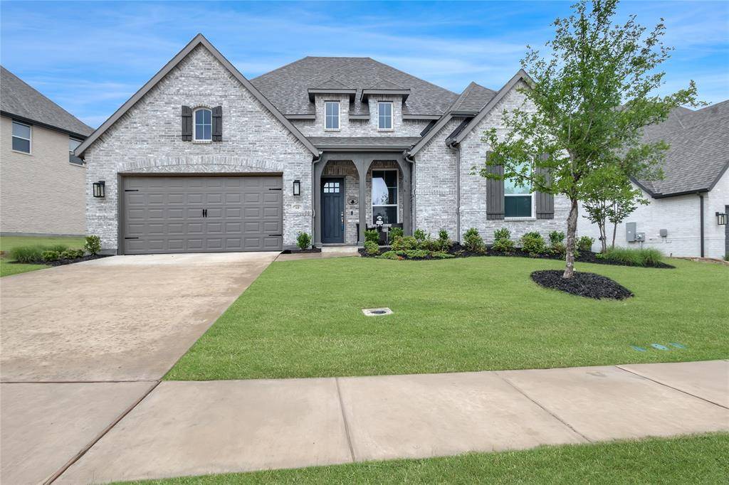 610 Lavender Drive, Van Alstyne, TX 75495