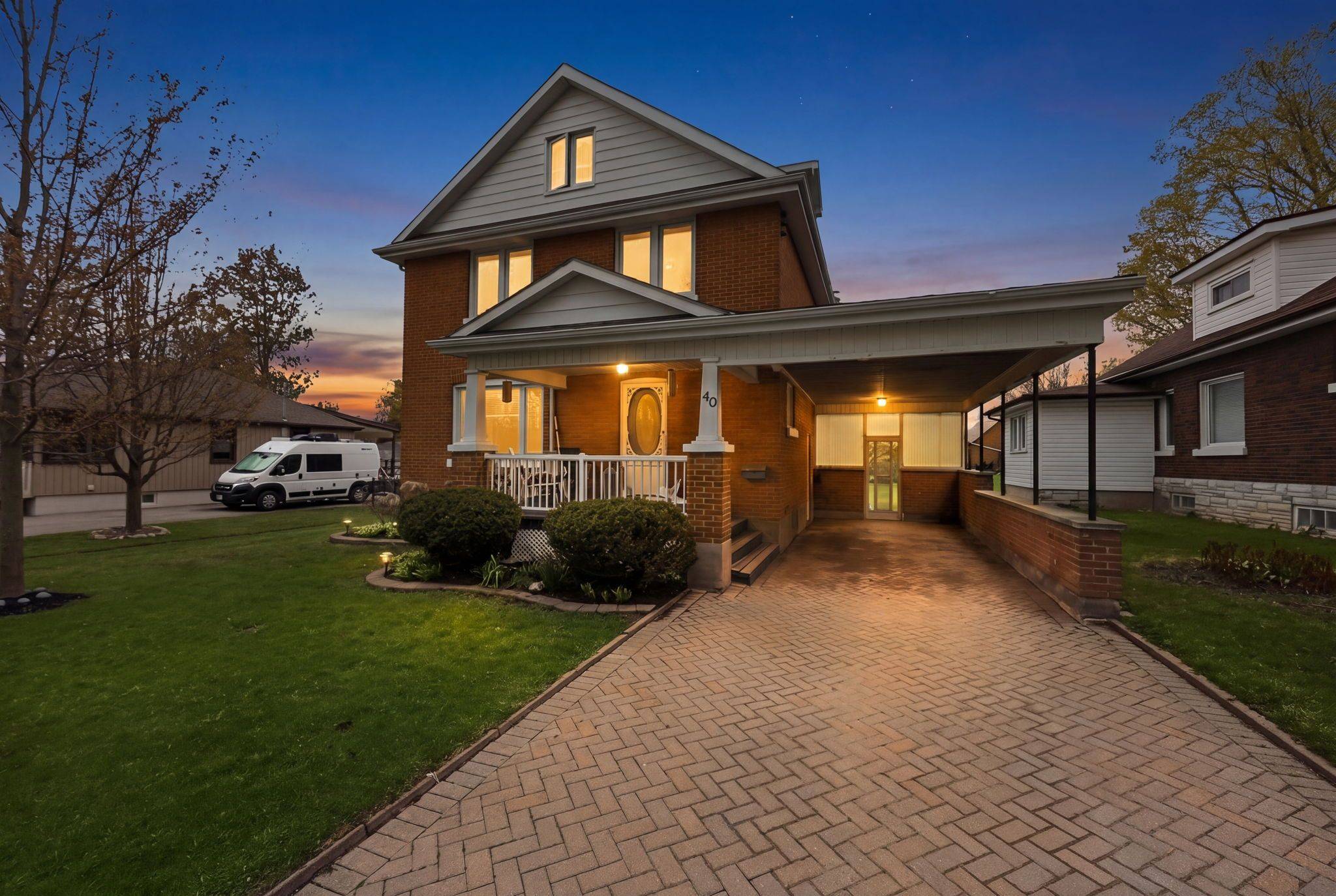 40 Stone ST, Springwater, ON L0L 1P0