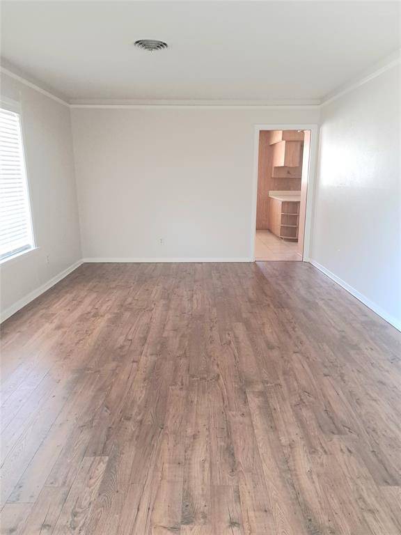 5301 Rutland Avenue, Fort Worth, TX 76133