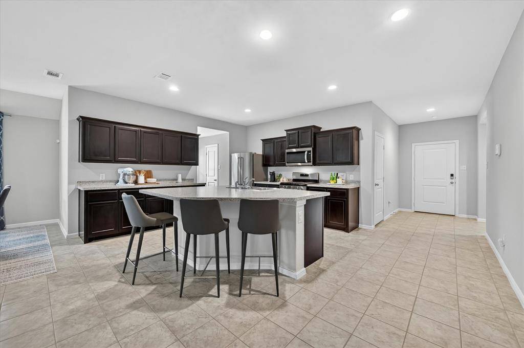 16637 Portage Street, Justin, TX 76247