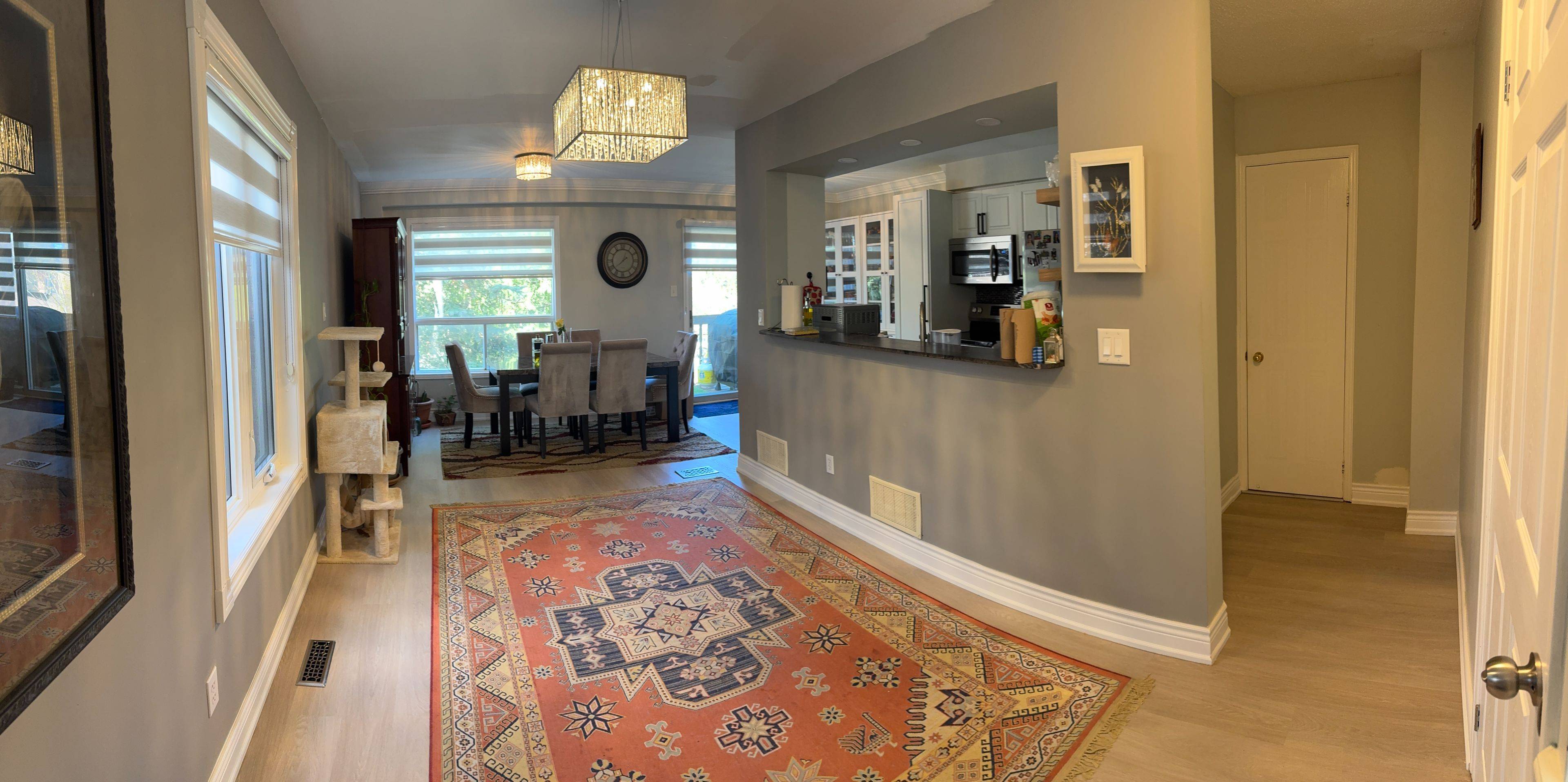 2 Ross Linton DR, Aurora, ON L4G 6T3