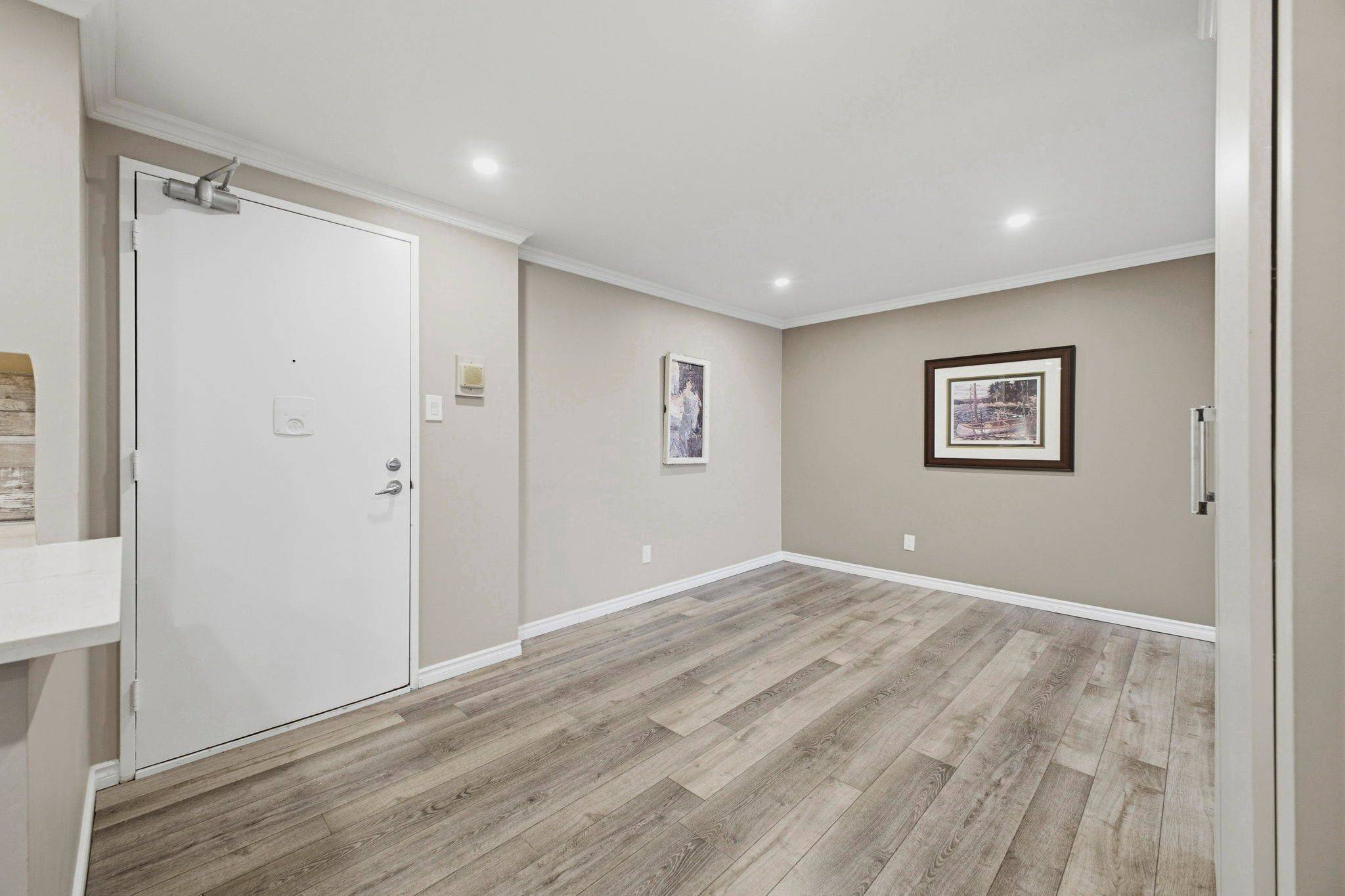 415 Greenview AVE #2102, Britannia - Lincoln Heights And Area, ON K2B 8G5