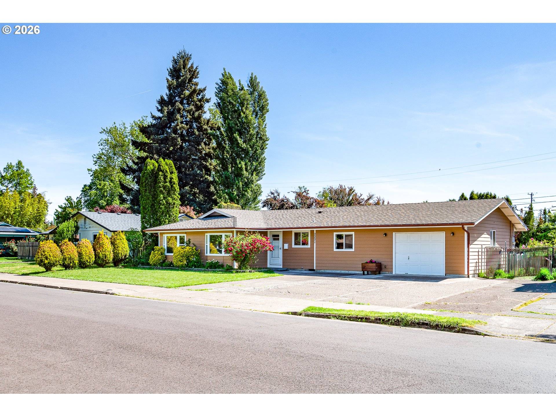 2221 NW 11TH ST, Corvallis, OR 97330