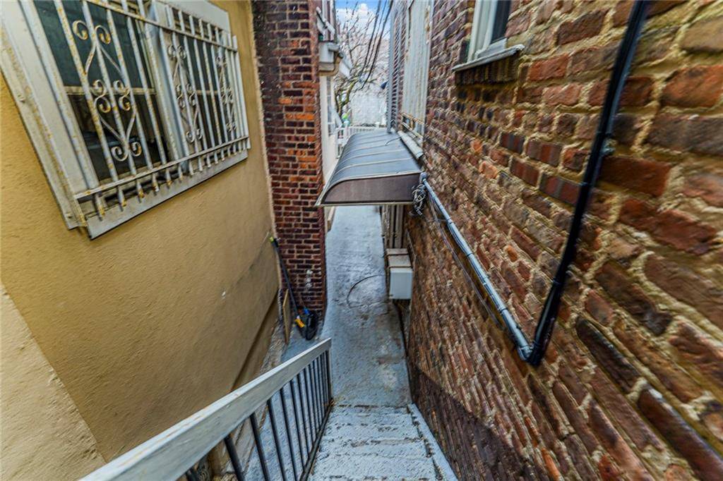 217 Brighton 1st LN, Brooklyn, NY 11235