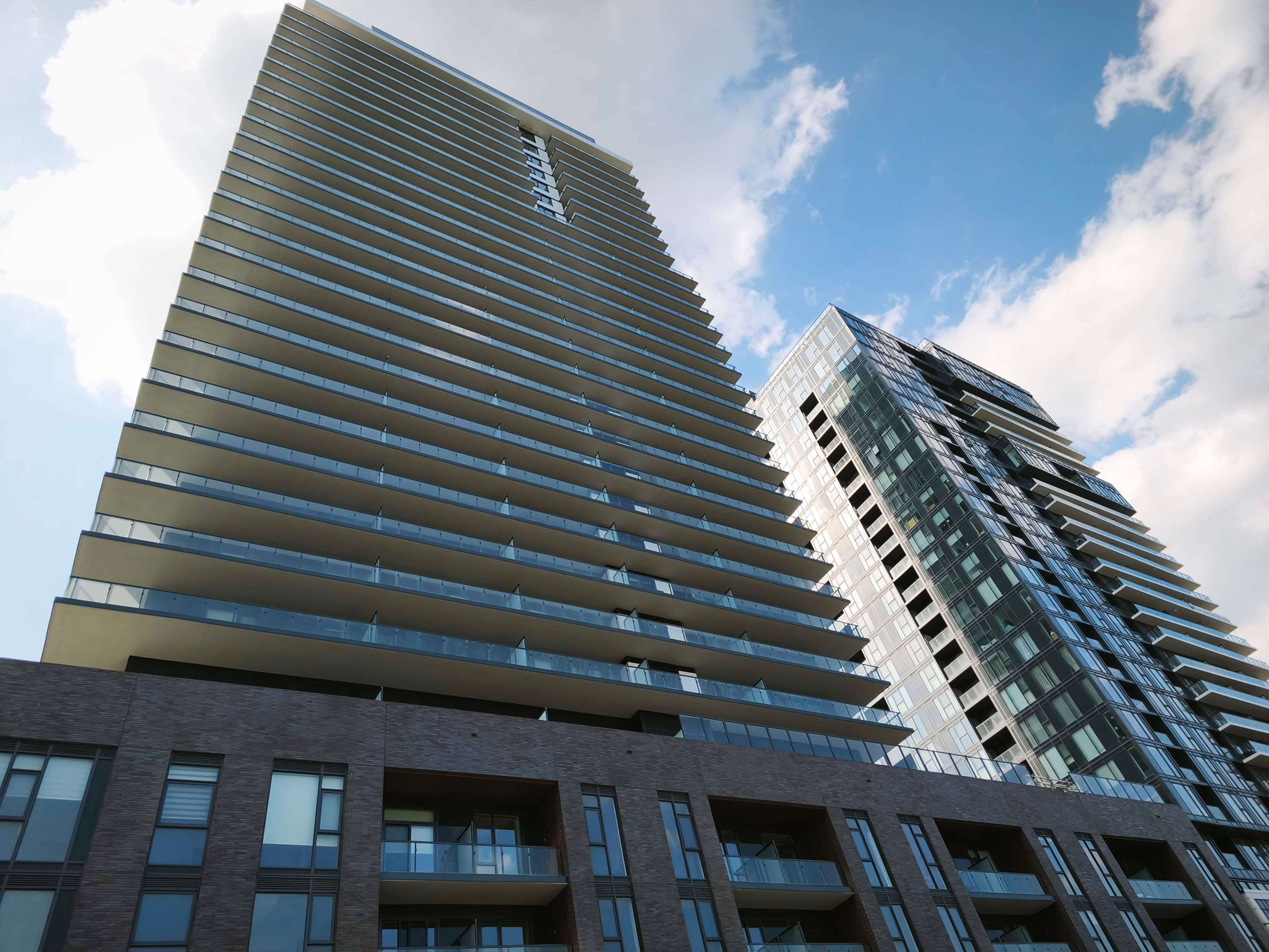 2075 Lakeshore RD #2205, Burlington, ON L7R 0H3