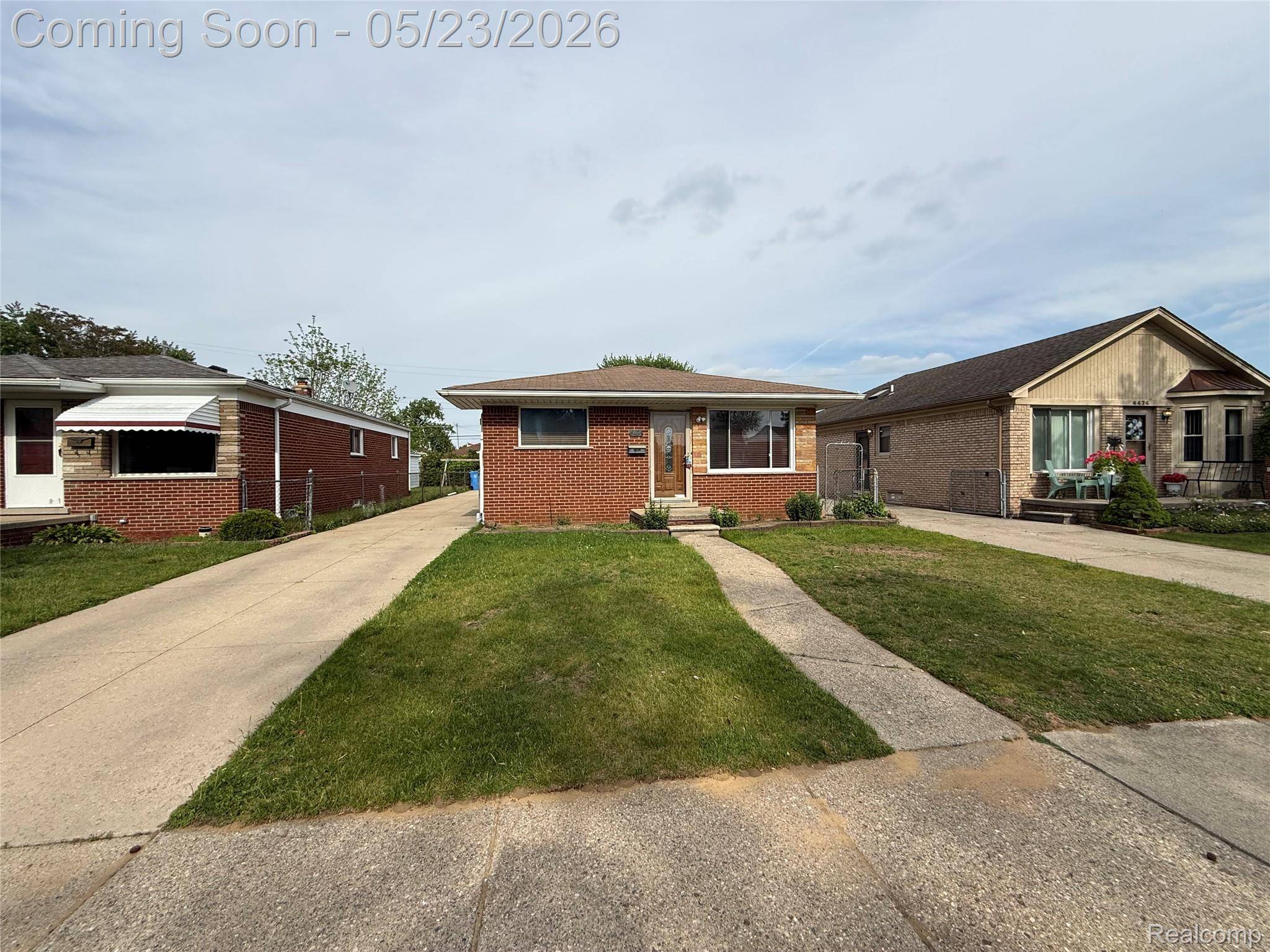 6484 Drexel ST, Dearborn Heights, MI 48127