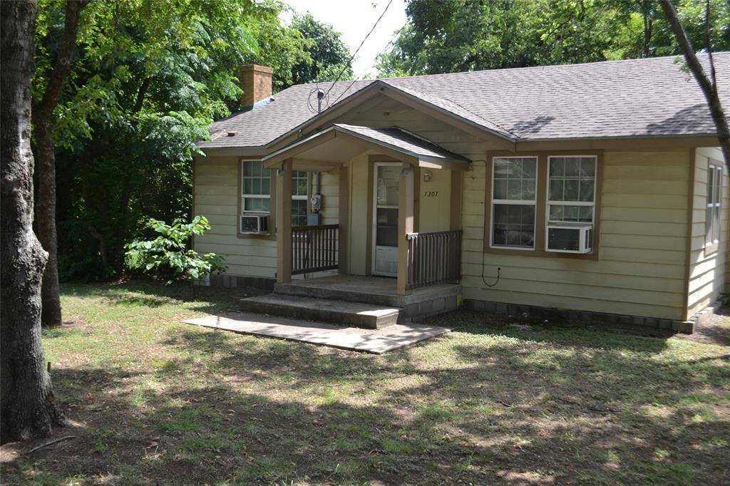 1301 Bernard Street, Denton, TX 76201