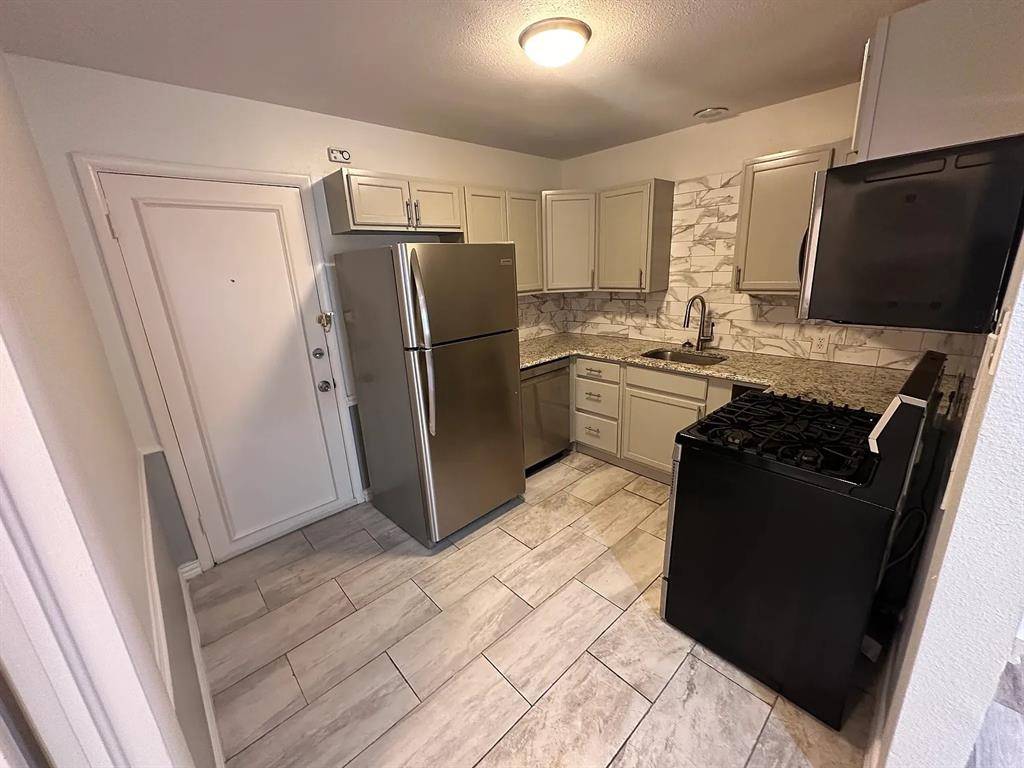 4031 Cole Avenue #F, Dallas, TX 75204