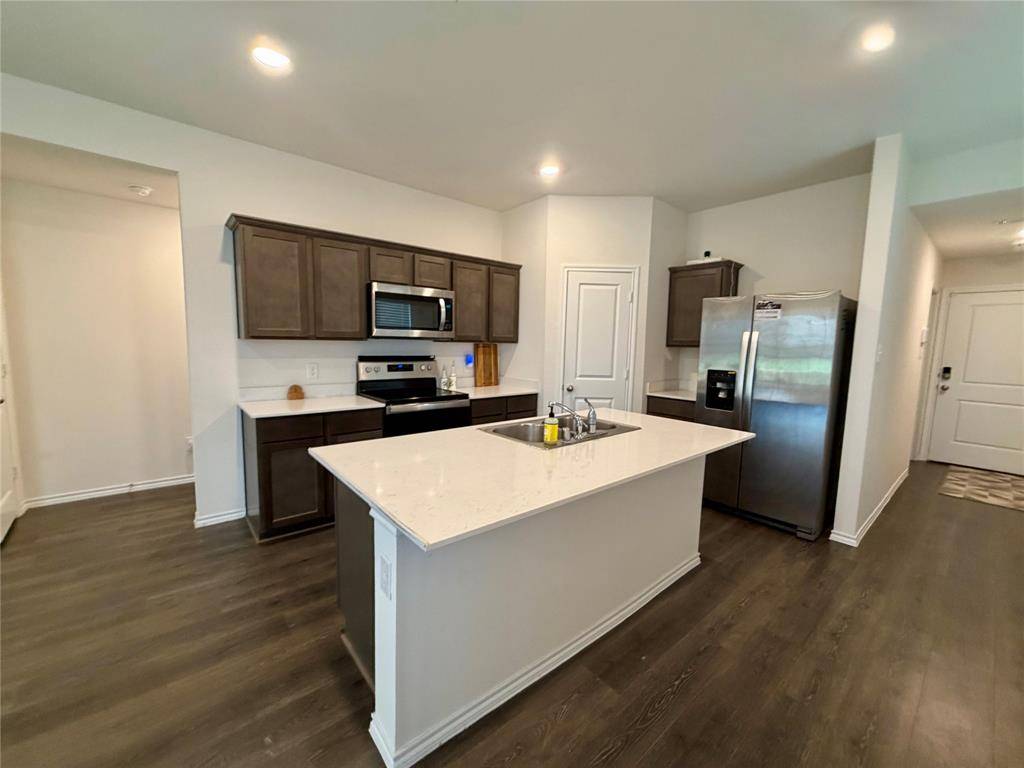 3324 Price Trail, Crandall, TX 75114