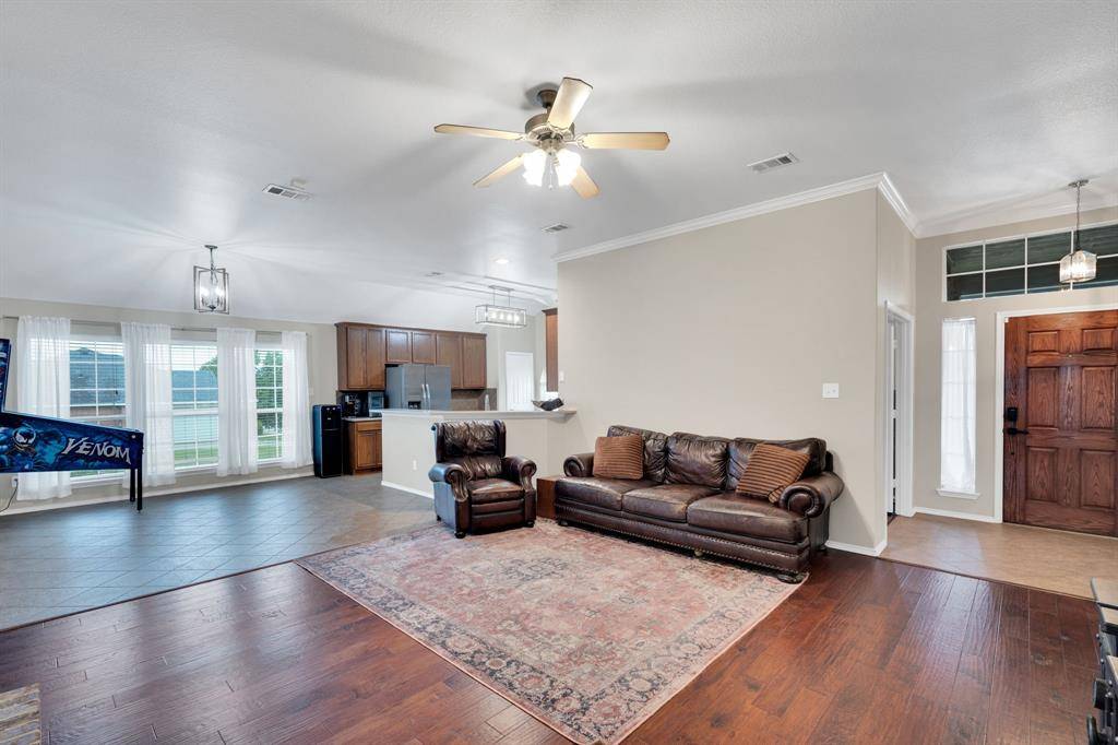 1730 Vista Ridge Drive W, Midlothian, TX 76065