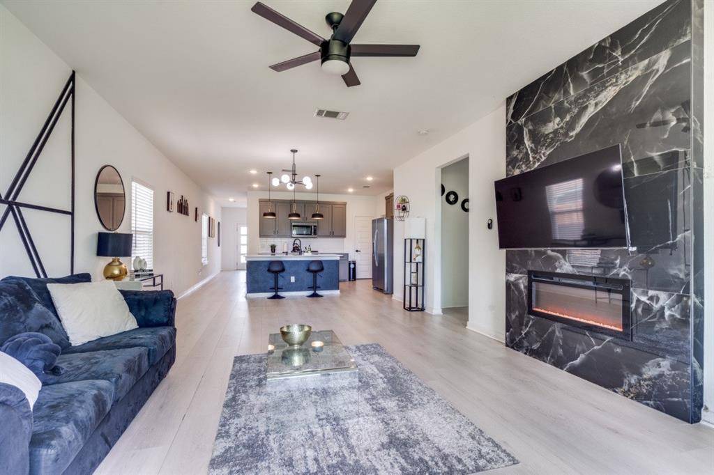 3351 Conroe Street, Dallas, TX 75212