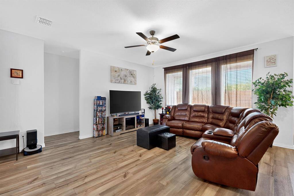 444 Ranchito Pass, Fort Worth, TX 76052