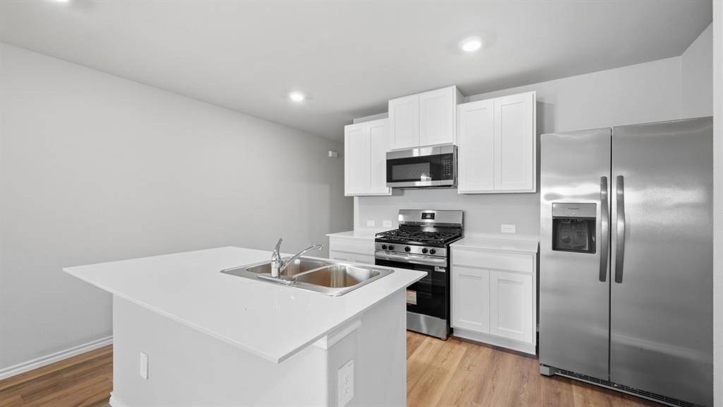 5509 ROLLINS Drive, Denton, TX 76249