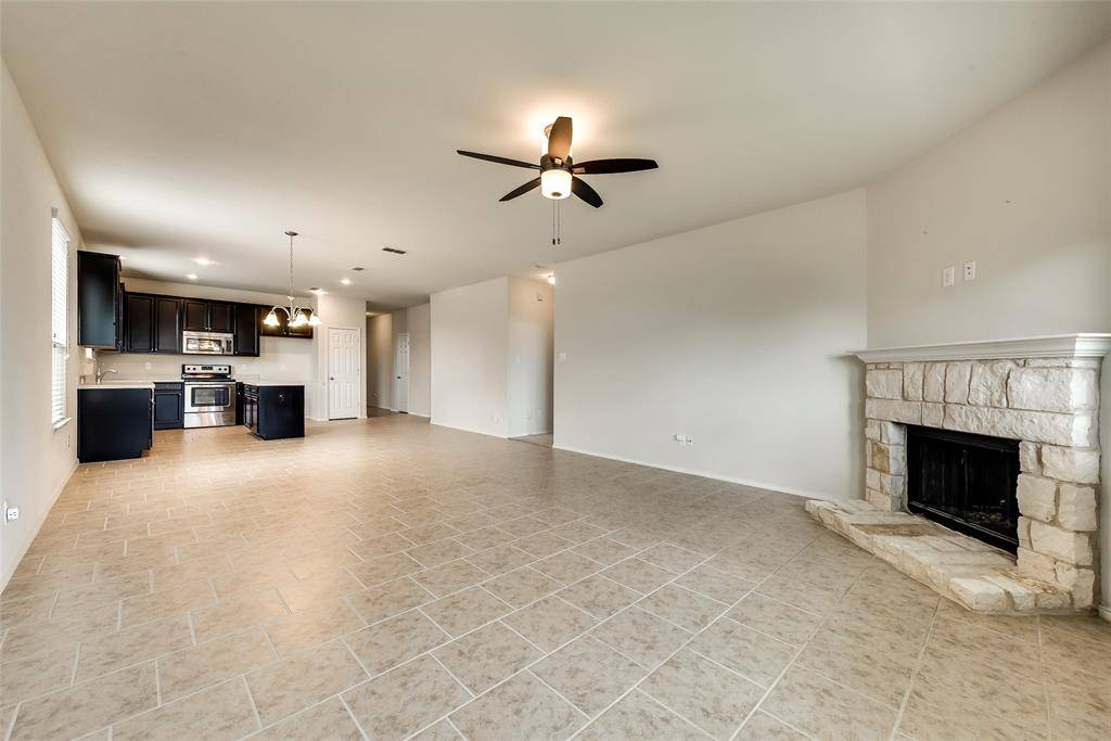 2308 Bermont Red Lane, Fort Worth, TX 76131