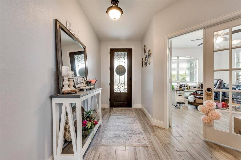 213 Roscoe Drive, Fate, TX 75087