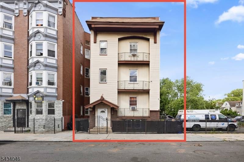 94 Eaton Pl, East Orange City, NJ 07017