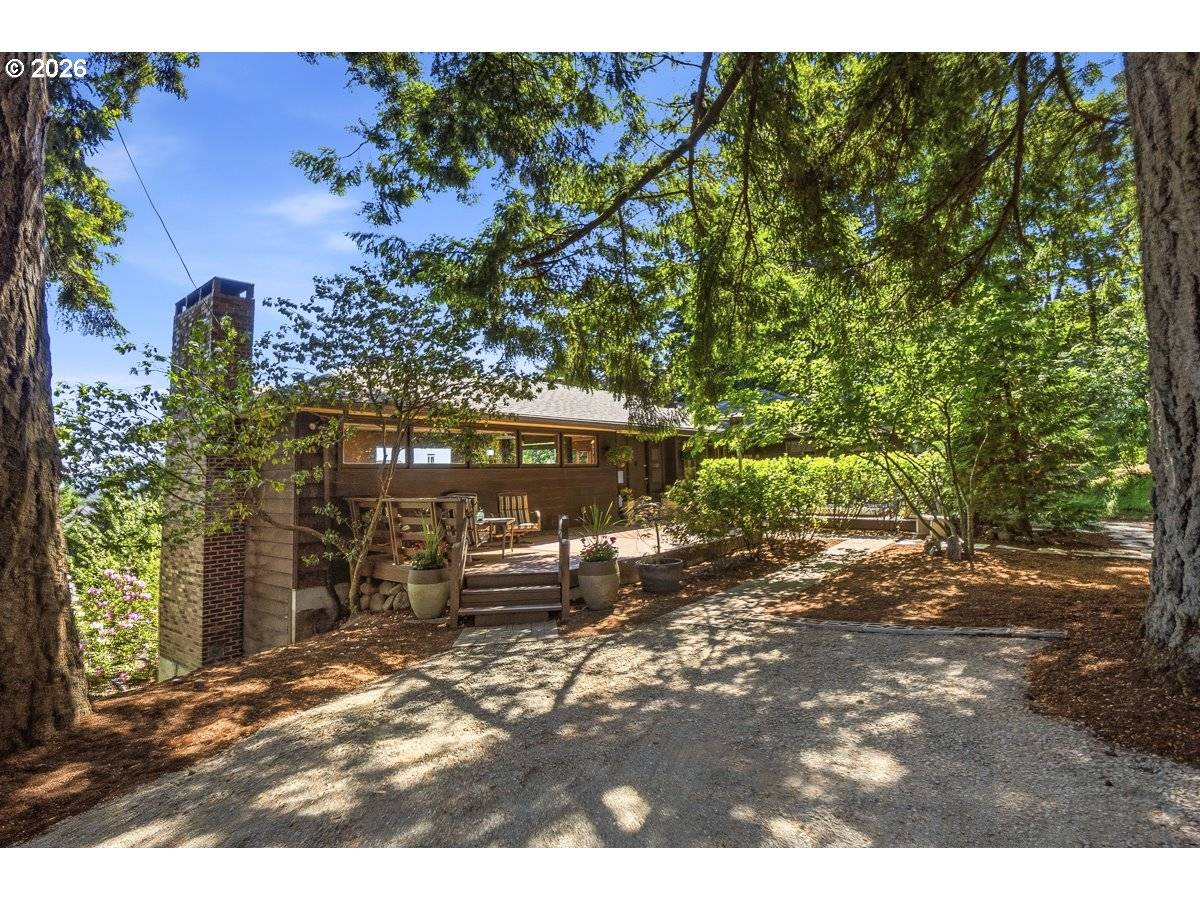 17000 SW NAFUS LN, Beaverton, OR 97007