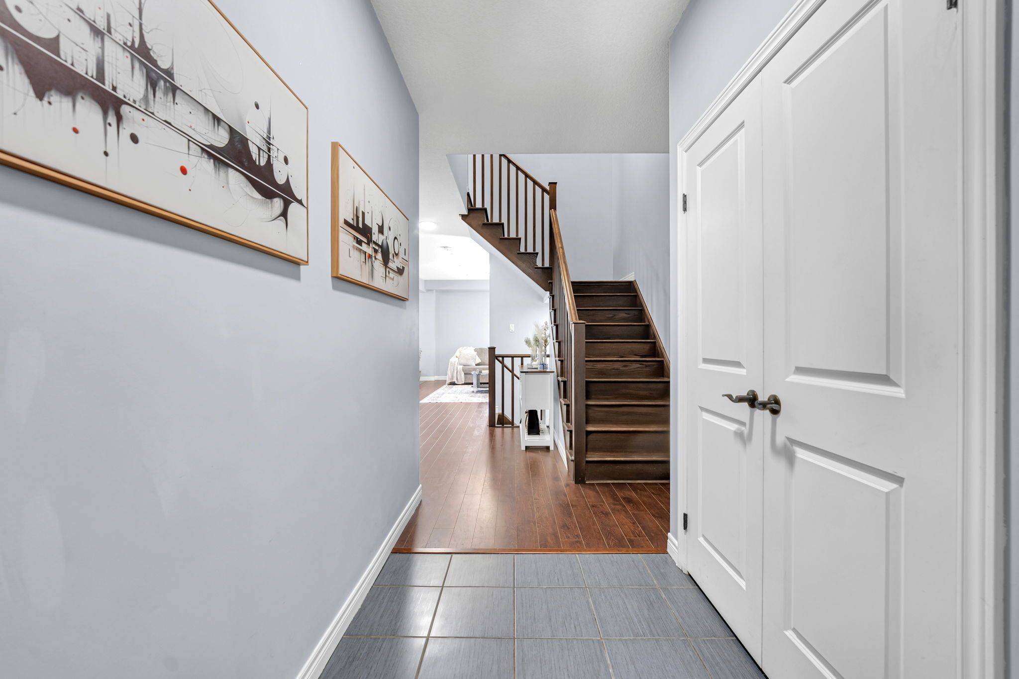 4 Cutts CRES, Hamilton, ON L0R 1C0