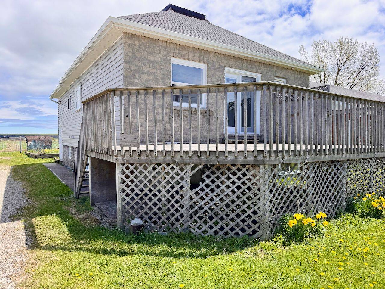 2854 6 HWY, Northern Bruce Peninsula, ON N0H 1W0