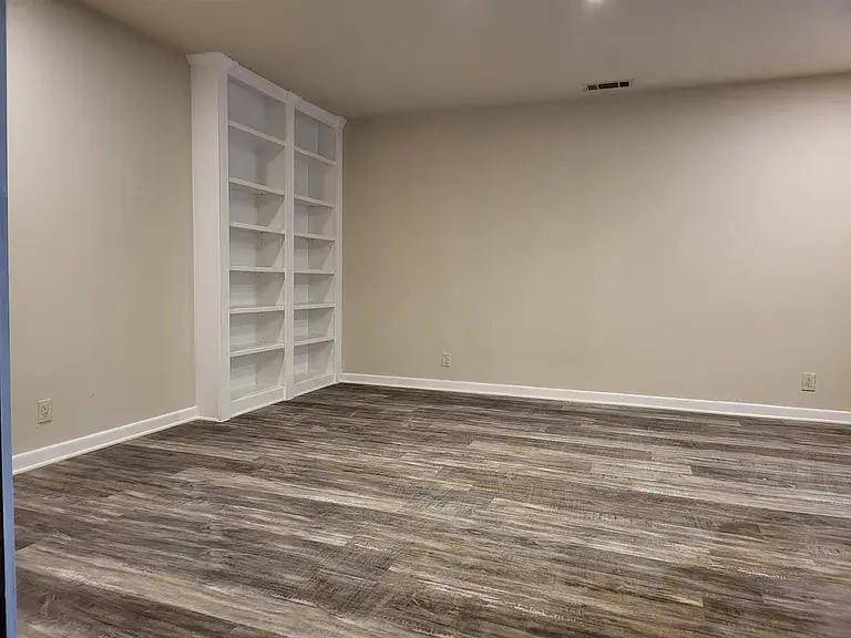 5728 Rockhill Road, Fort Worth, TX 76112