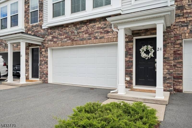 24 Gerhard Pl, Morris Twp., NJ 07960