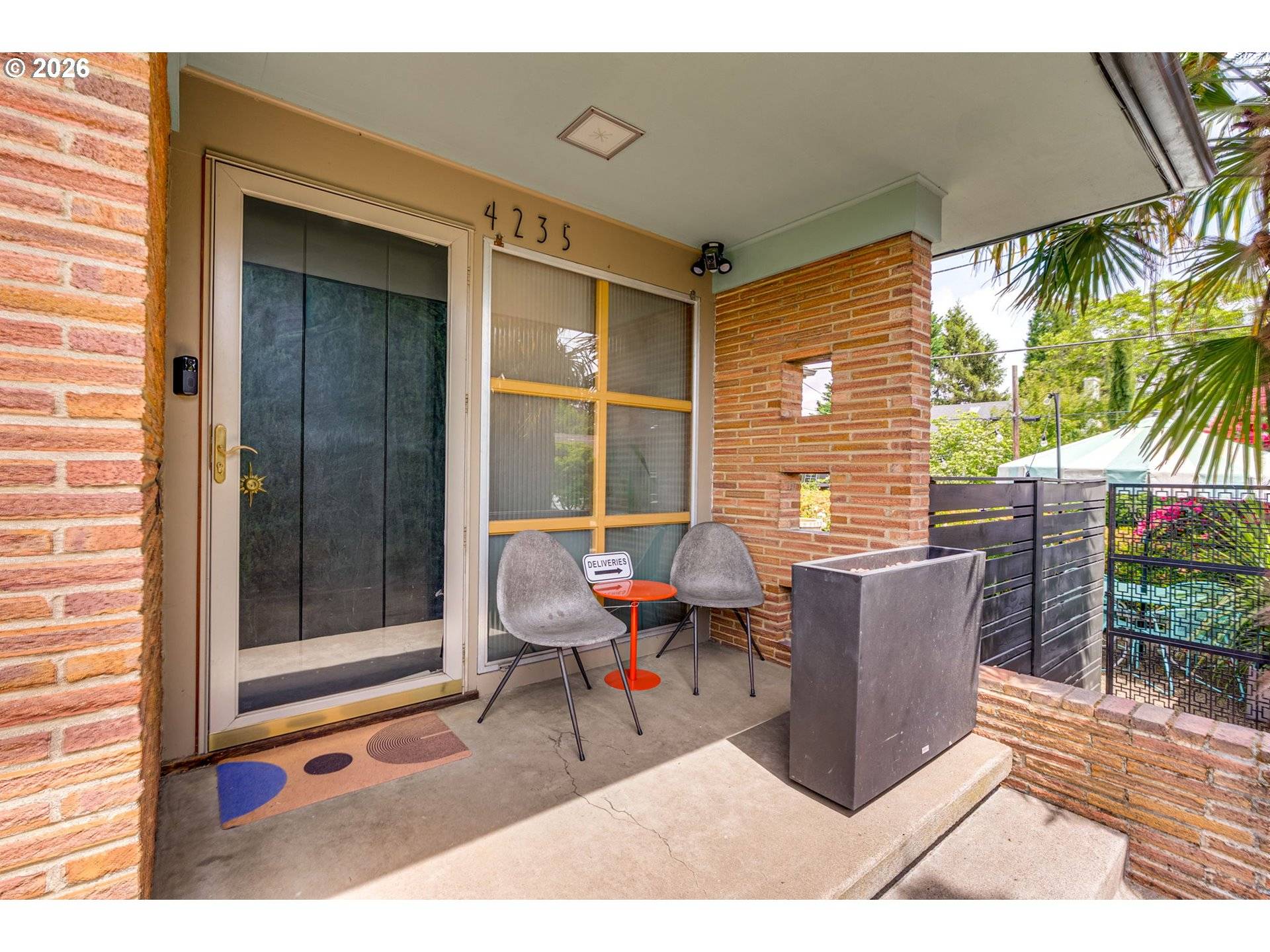 4235 SE WOODWARD ST, Portland, OR 97206