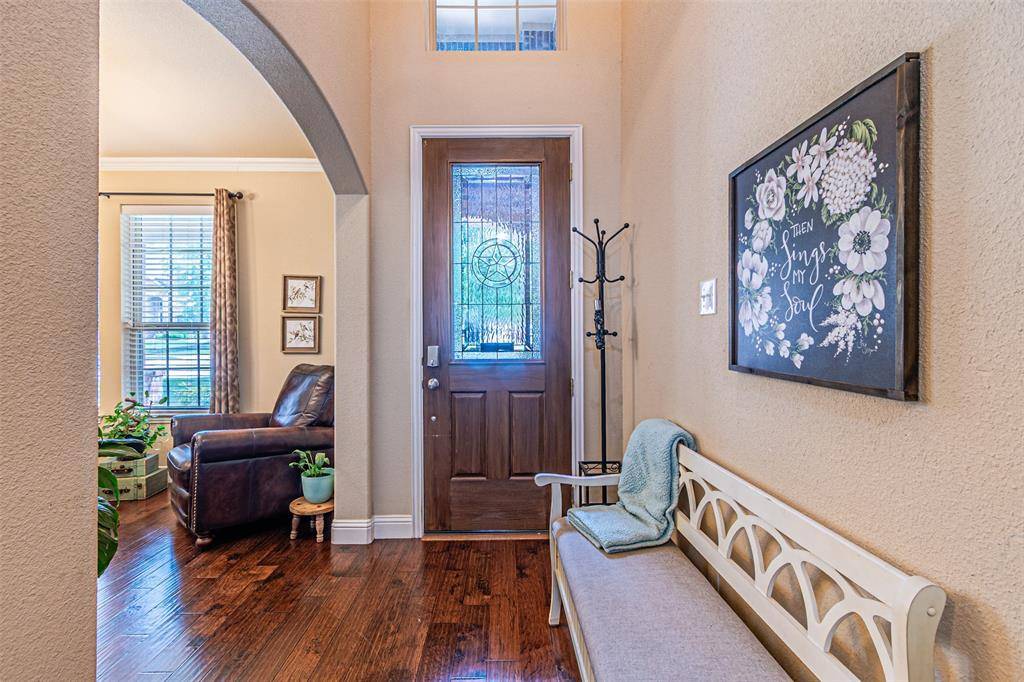 5721 Diamond Valley Drive, Fort Worth, TX 76179