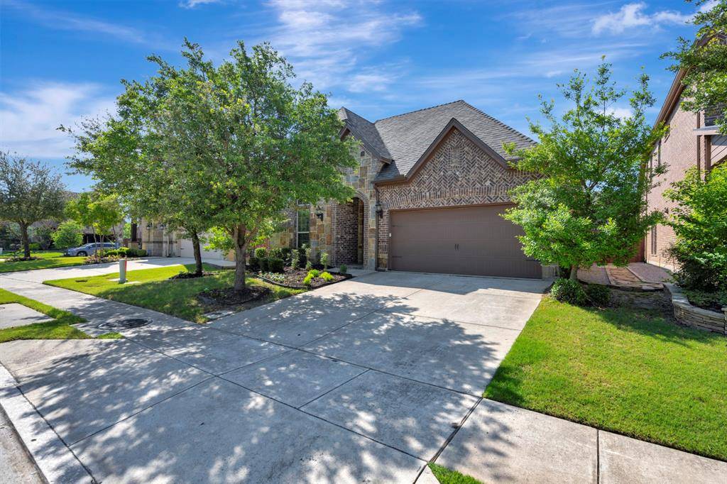 448 Chestnut Lane, Roanoke, TX 76262