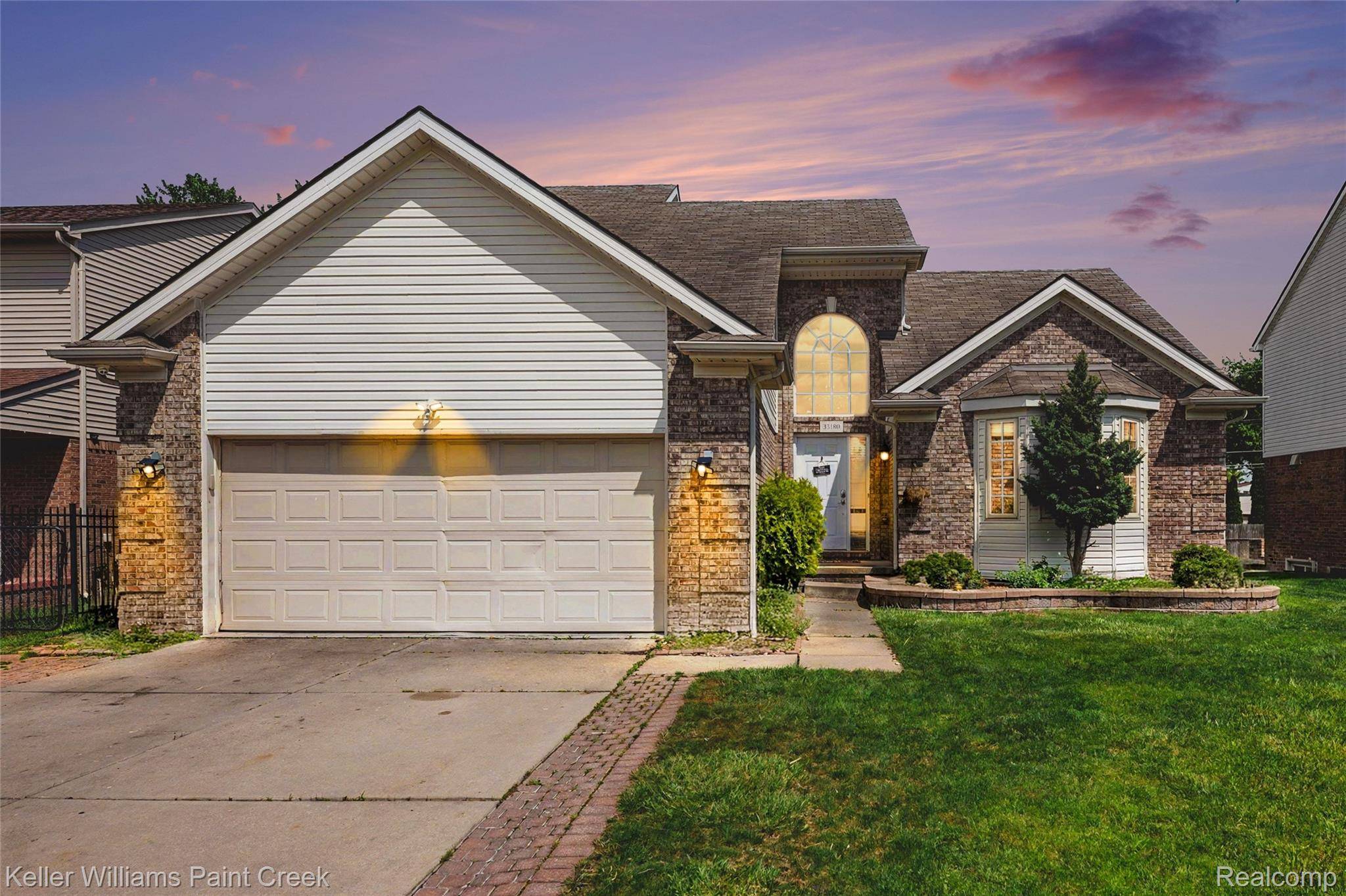 33180 Glengary CT, Sterling Heights, MI 48310