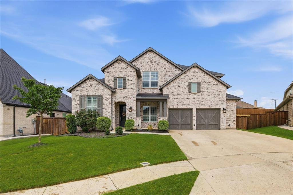 1204 Broadmoor Way, Roanoke, TX 76262