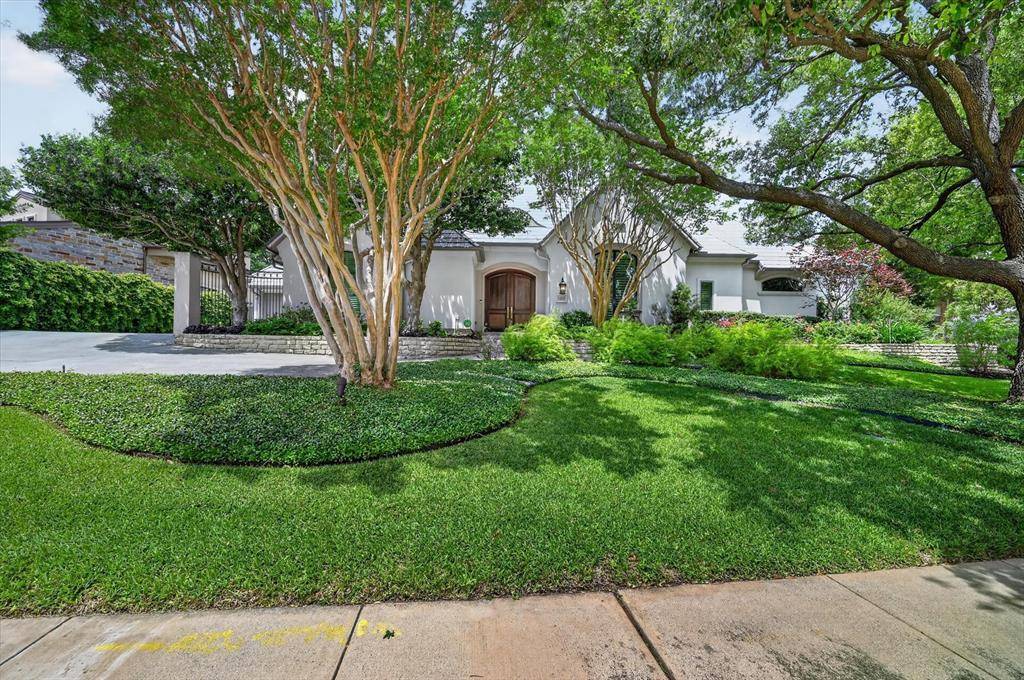 14819 Bellbrook Drive, Addison, TX 75254