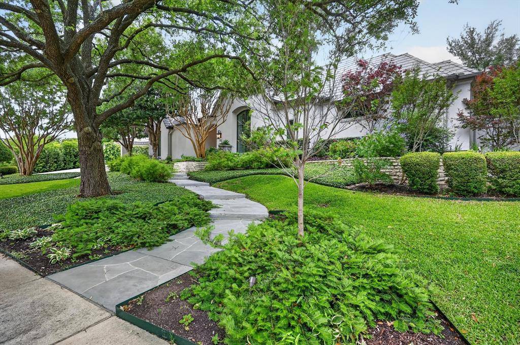 14819 Bellbrook Drive, Addison, TX 75254