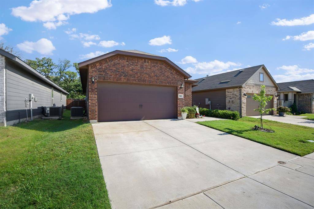 589 Concho Street, Aubrey, TX 76227
