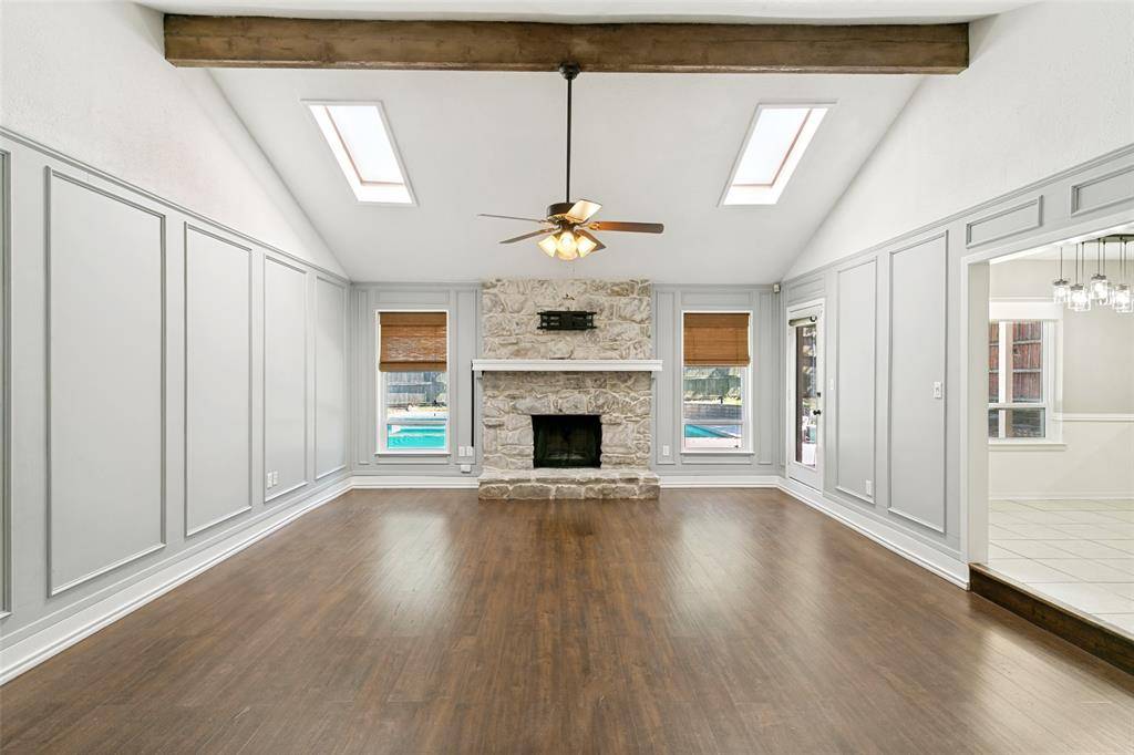 3012 Pin Oak Lane, Bedford, TX 76021