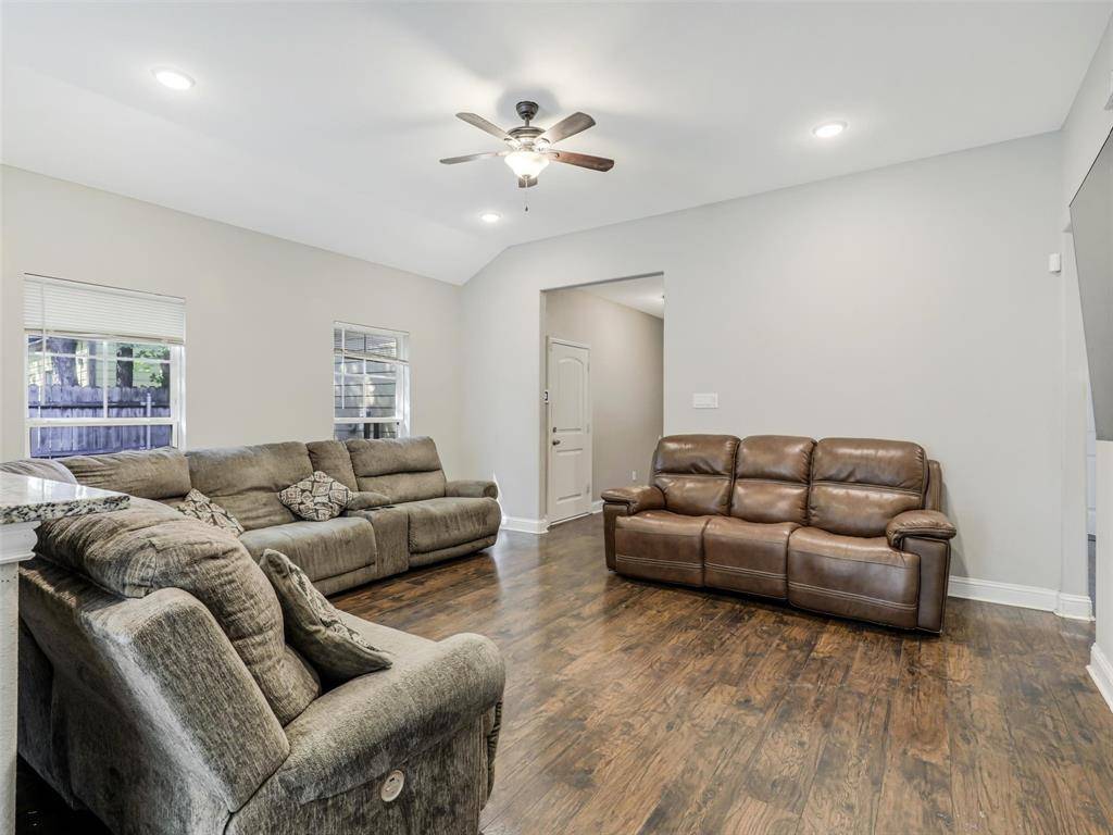 2913 Kellogg Avenue, Dallas, TX 75216