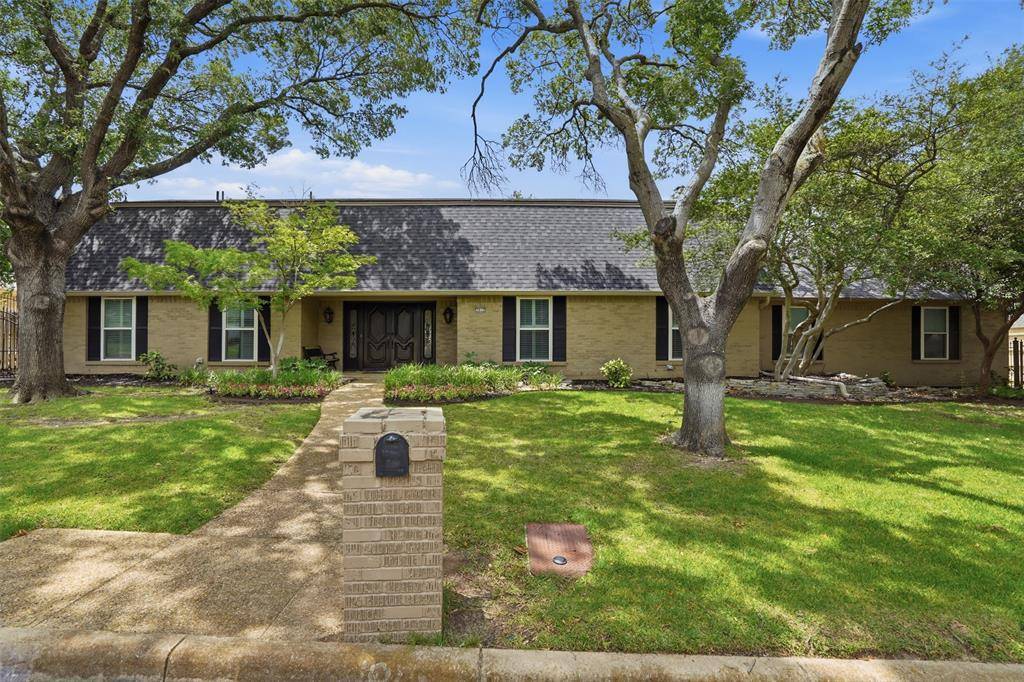 3812 Lands End Street, Fort Worth, TX 76109