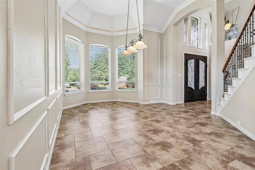 3720 Cripple Creek Court, Bedford, TX 76021