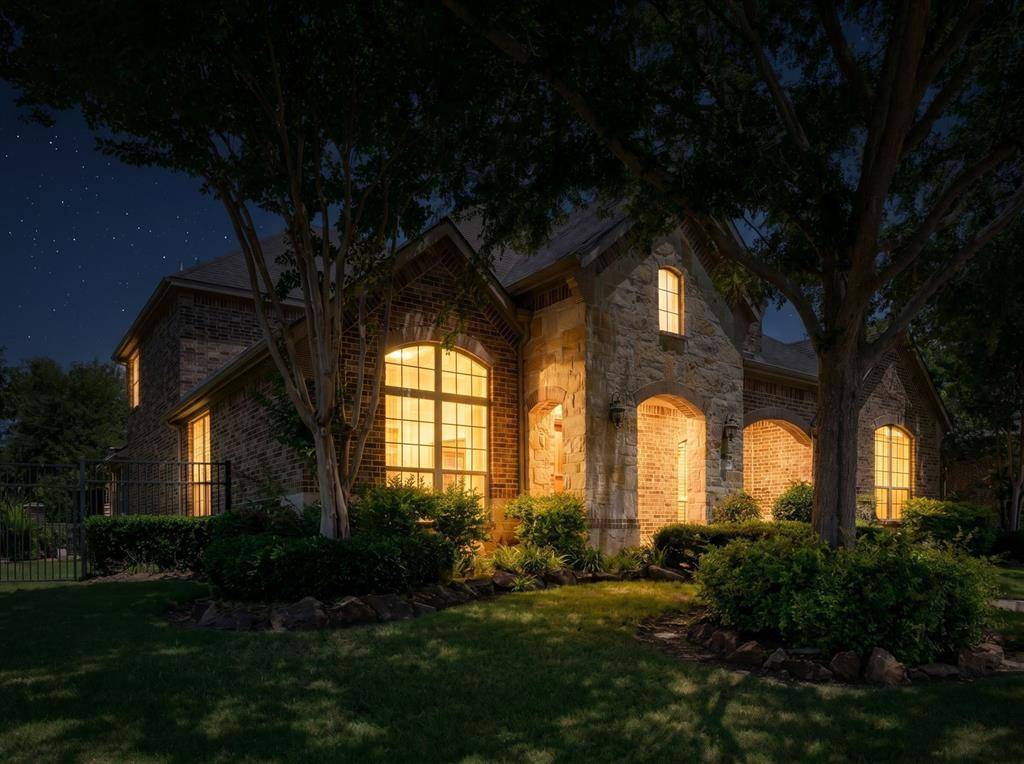 864 Willow Winds Street, Allen, TX 75013