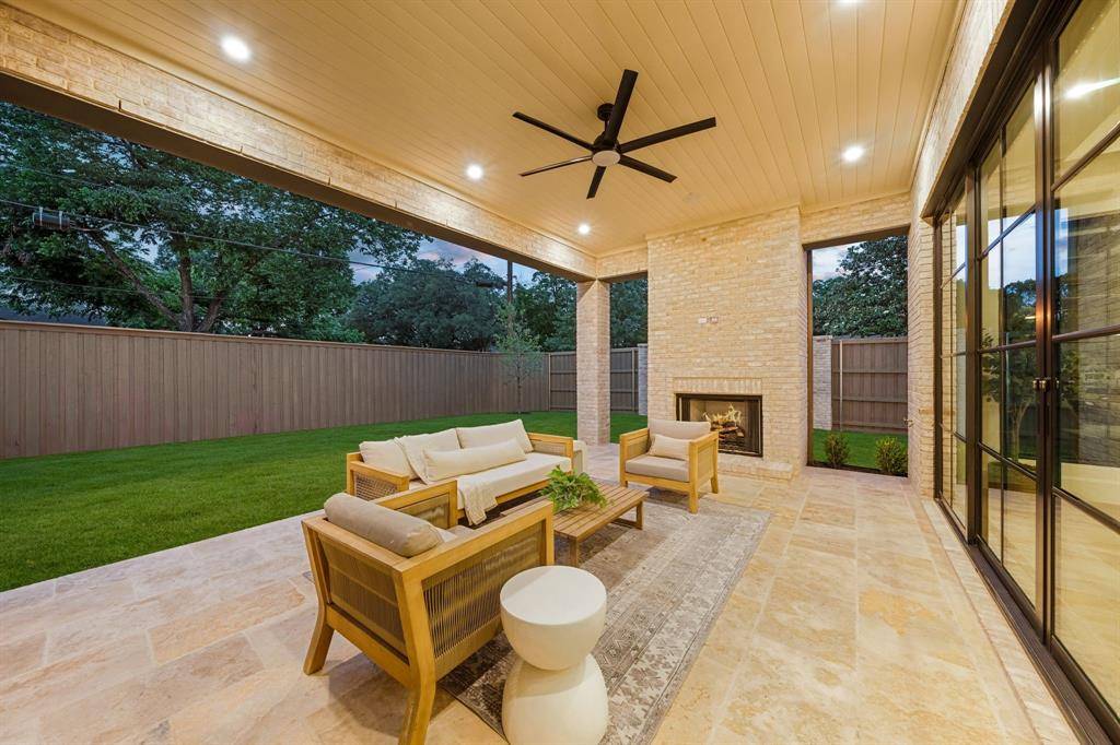 6835 Dalhart Lane, Dallas, TX 75214