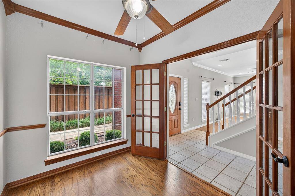 620 Belle Place, Fort Worth, TX 76107