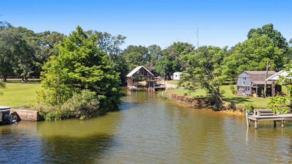 16285 W County Road 189, Flint, TX 75762