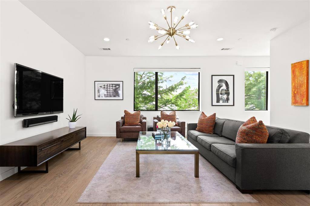 1430 Grigsby Avenue #103, Dallas, TX 75204