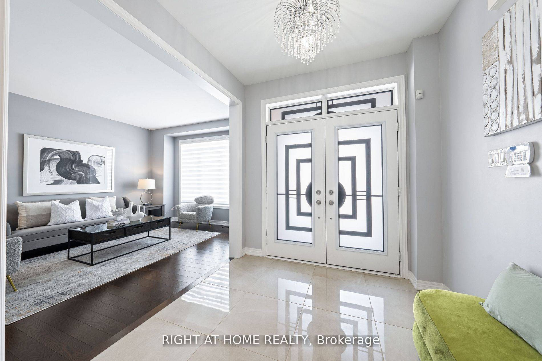 1655 Emberton WAY, Innisfil, ON L9S 0N4