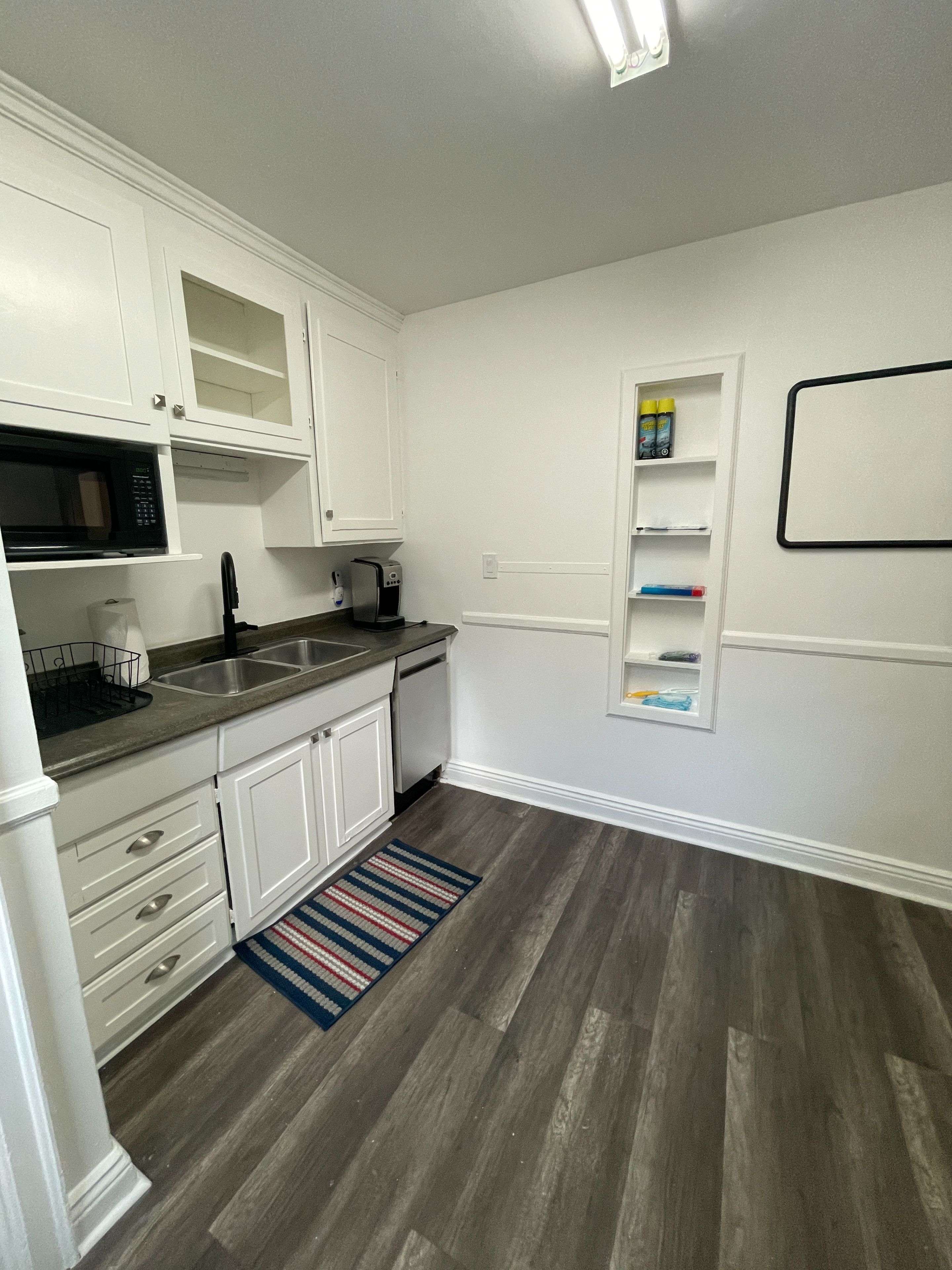 9 GARY AVE, Hamilton, ON L8S 1Y2
